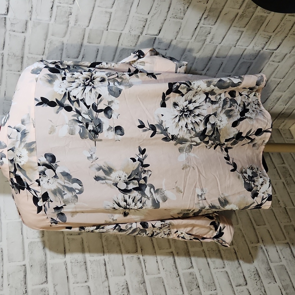 Calvin Klein Floral Blouse SZ 2X - Picture 2 of 9